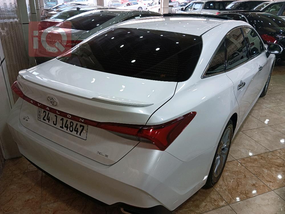 Toyota Avalon